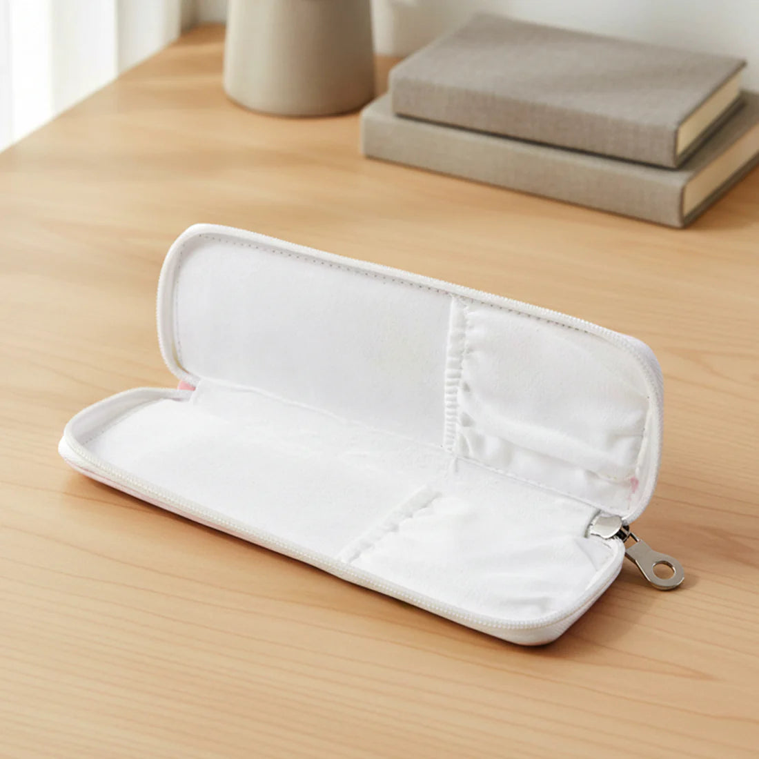 Premium Makeup Brush Storage Pouch with Zip - Compact & Travel Organizer - 2 pcs